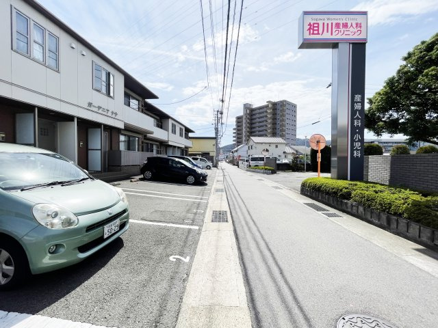 ガーデニアナナの周辺