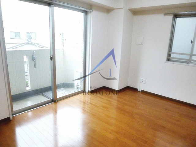 CASA MIA NAKANOBUの居間・リビング|洋室のお部屋です。