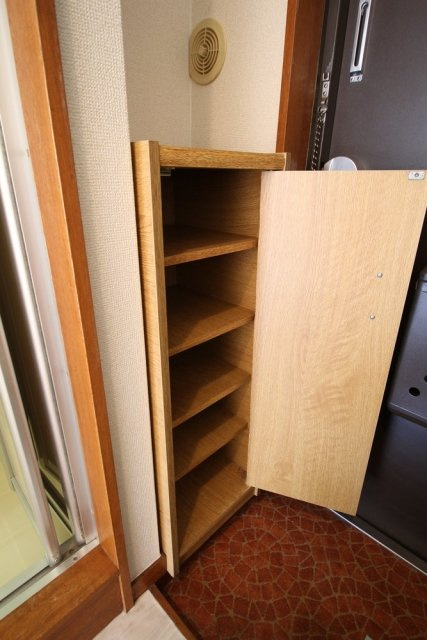 アーク境南町の収納|靴入