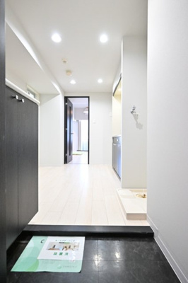 【玄関】 | フォレストヒルズ小日向