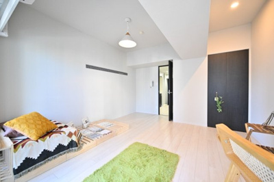 【洋室】 | フォレストヒルズ小日向