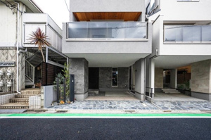 【駐車場】 | ご自宅から現地まで、当社スタッフがお車にて、「お迎え・お送り」をしております。ぜひお気軽にお問い合わせくださいませ♪