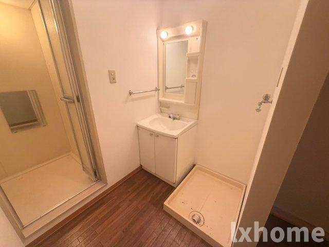 メゾンエルアンドケイの洗面所