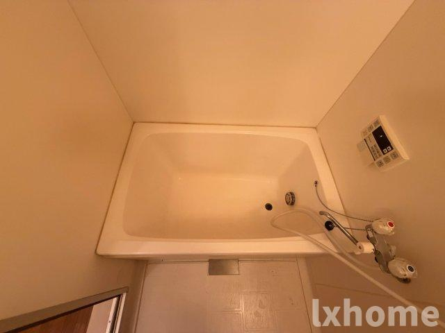 メゾンエルアンドケイの浴室