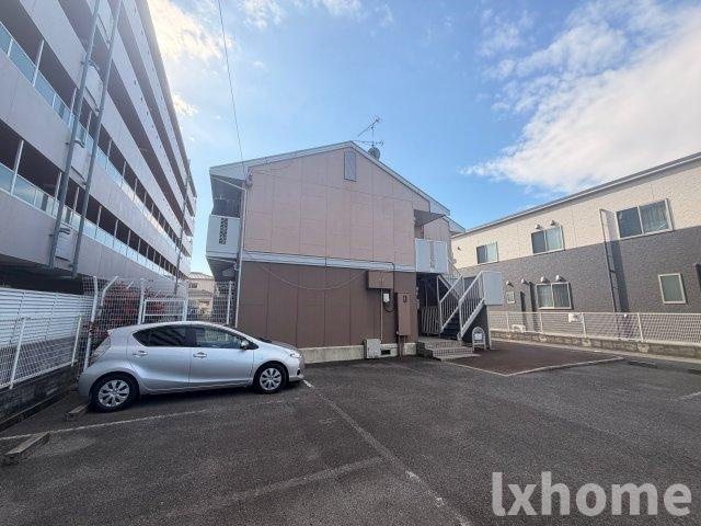 メゾンエルアンドケイの外観