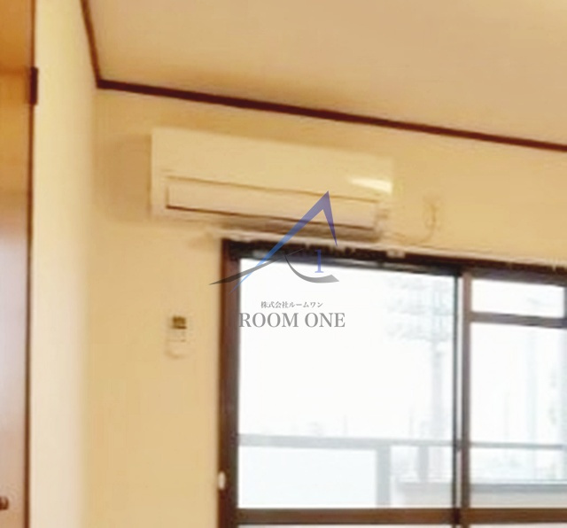 ファミリエ川崎中丸子の設備|エアコンです。