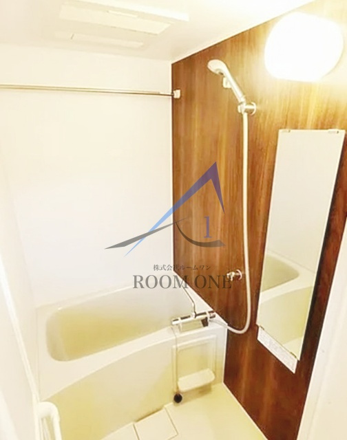 ＬＡＵＲＥＬ　ＴＯＧＯＳＨＩの浴室|お風呂です。