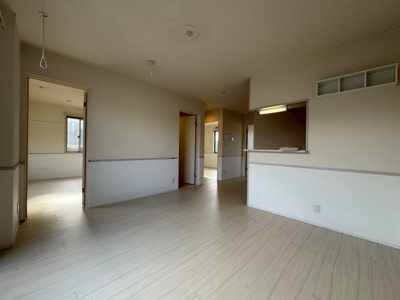 【居間・リビング】 | プラサート ハウス1 | ※別部屋の参考写真です