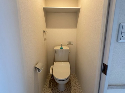 【トイレ】 | プラサート ハウス1 | ※別部屋の参考写真です