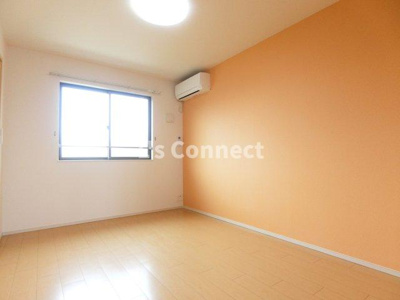 【内装】 | カーサピアッツァⅠ | 洋室にもエアコン付きです。