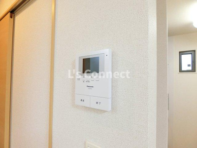 【セキュリティ】 | カーサピアッツァⅢ | 突然の来客もＴＶモニターホンでしっかり確認。