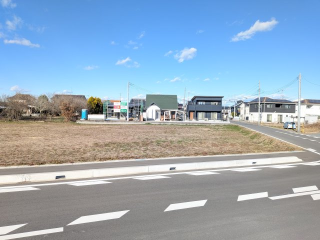 茨城町前田第6　全14区画　分譲宅地　建築条件なしの前面道路含む現地写真