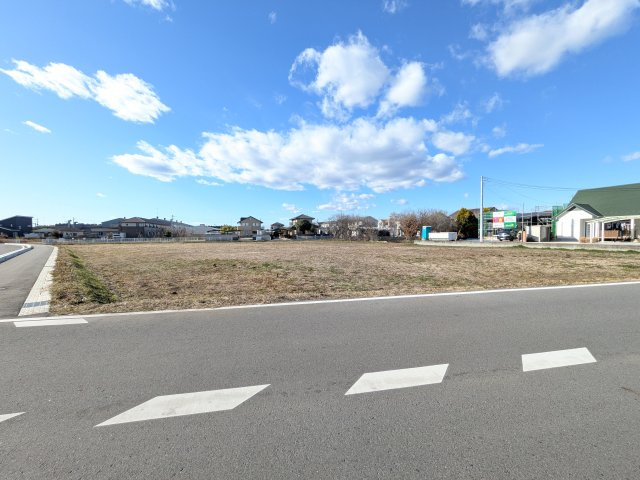 茨城町前田第6　全14区画　分譲宅地　建築条件なしの前面道路含む現地写真