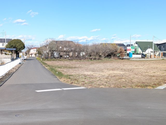 茨城町前田第6　全14区画　分譲宅地　建築条件なしの前面道路含む現地写真