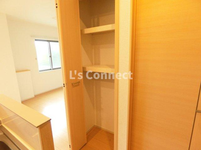 【設備】 | カーサピアッツァⅡ | ＬＤＫにも収納付き。