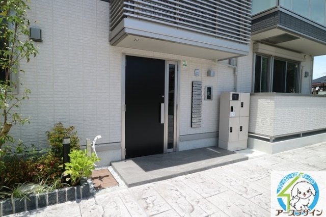D-room上ノ丸のエントランス