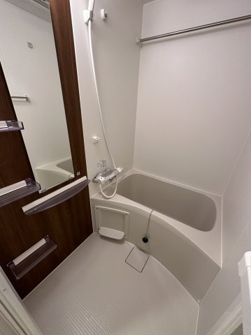 セレニテ放出リアンの浴室