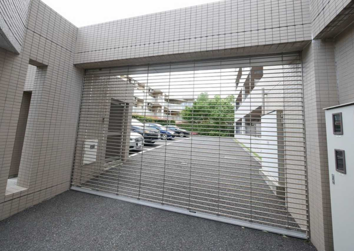 フォレスト446　高層階　管理人巡回　陽当たり良好の駐車場