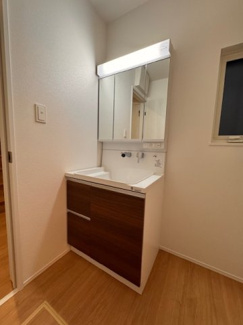 【独立洗面台】 | FIRST　TOWN尾張旭市第1城山町城山全2棟【仲介手数料無料　城山小　旭中】 | 本日ご案内可能です！