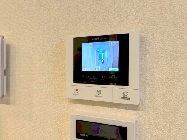 エルズプラス高円寺南のキッチン|キッチン後ろもゆとりがあります