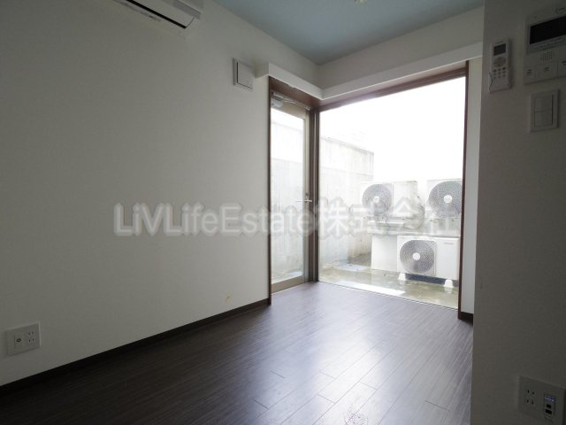 グランドソレイユⅧの居間・リビング