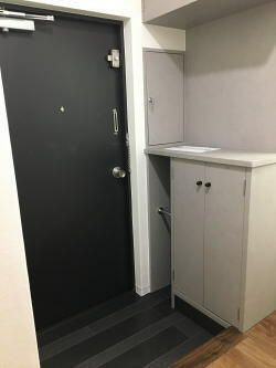 セントラルビルの玄関