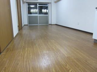 セントラルビルの居間・リビング