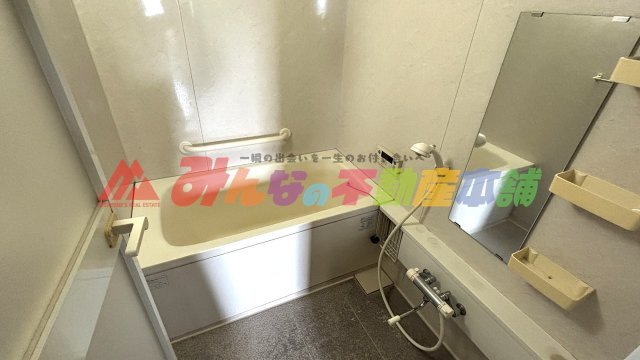 エバーライフネアシティ久留米弐番館の浴室
