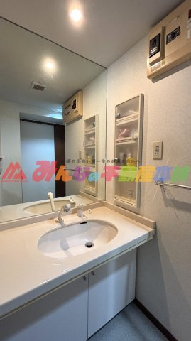 エバーライフネアシティ久留米弐番館の独立洗面台