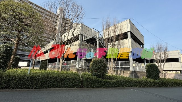 エバーライフネアシティ久留米弐番館の駐車場|ご親族・ご友人の方が来られた際には敷地内のコインパーキングをご利用いただけます。