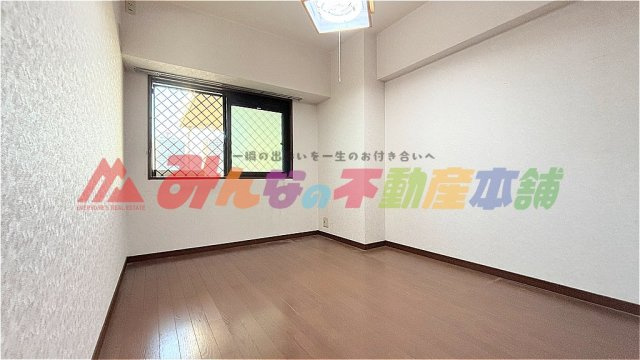 エバーライフネアシティ久留米弐番館の洋室