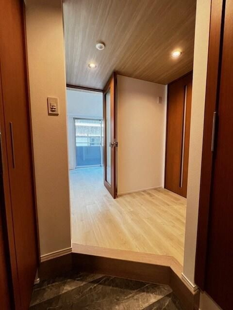 レジディア浅草橋の玄関