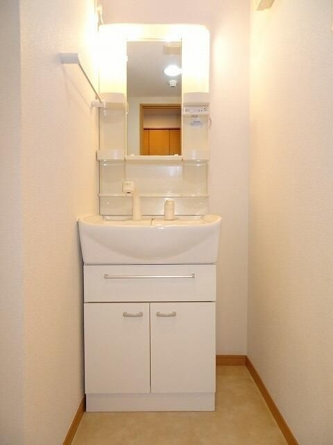 ホタカリュミエール・イワタの洗面所