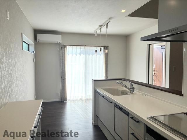 木田郡三木町大字平木の中古一戸建の居間・リビング|ゆったり過ごせる居間です