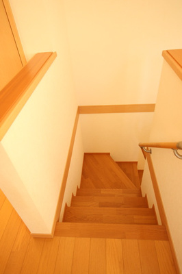 階段（1-2階部分）