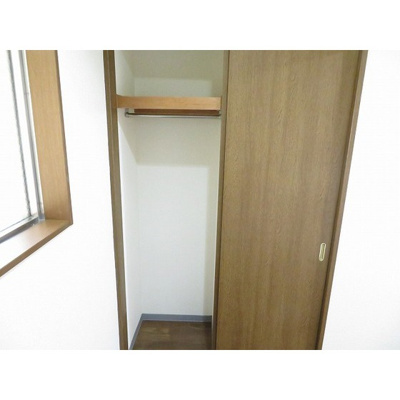 【収納】 | リリエンベルグ壱番館 | 洋室収納