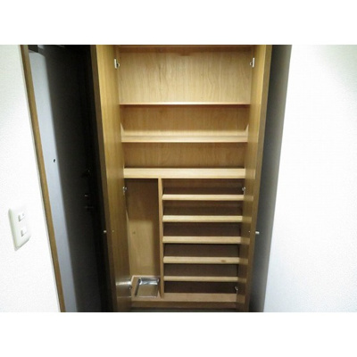 【玄関】 | リリエンベルグ壱番館 | 玄関収納