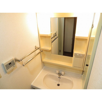 【洗面所】 | リリエンベルグ壱番館 | 独立洗面台