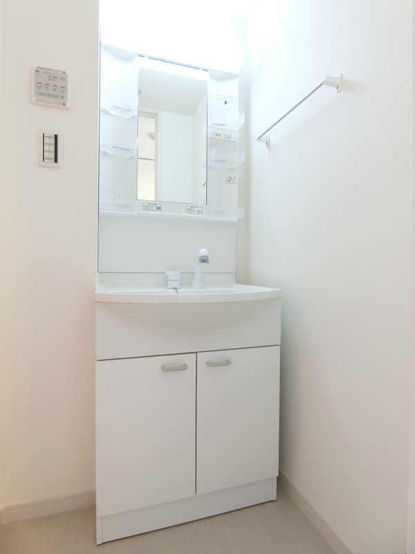 リブリ・岸辺・OSAKAの洗面所