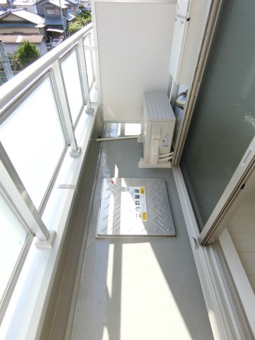 リブリ・岸辺・OSAKAのバルコニー