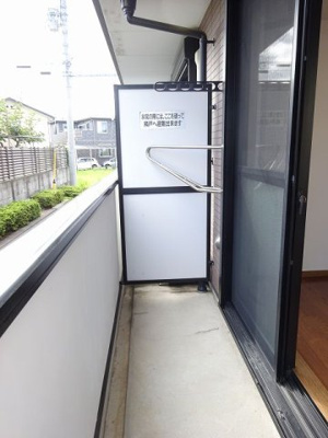 【バルコニー】 | レフィナードＡ