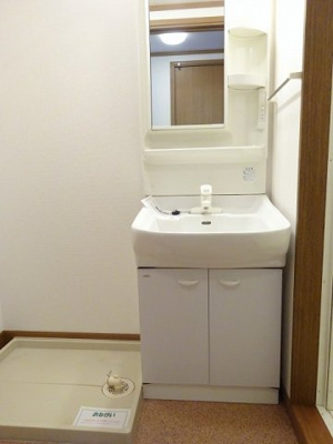 【洗面所】 | レフィナードＡ