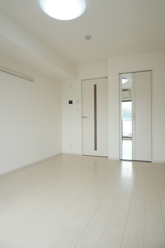 グレイス稲毛の居間・リビング