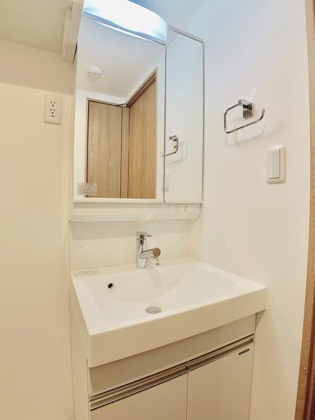 マインズ・コム白金の洗面所