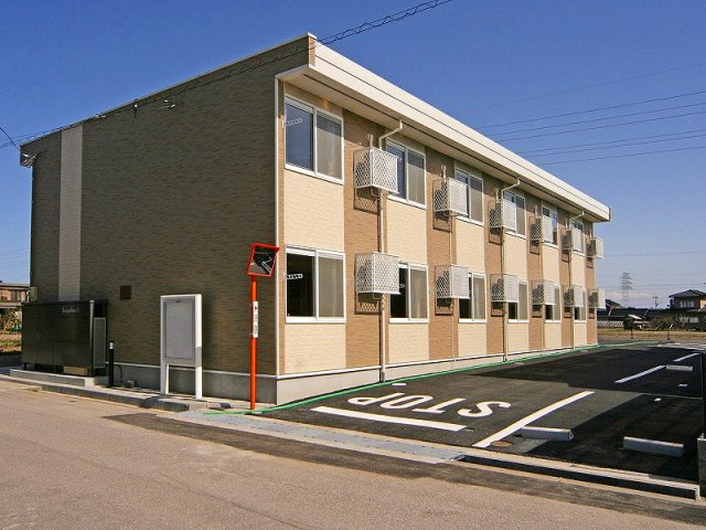 レオパレスはるかの外観