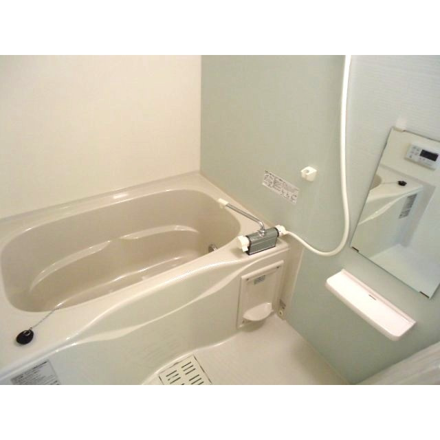 ルミナスＳＡＷＡＤＡの浴室