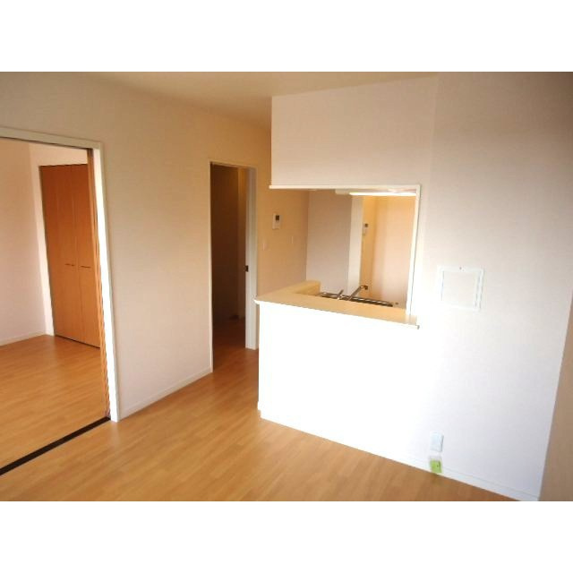 ルミナスＳＡＷＡＤＡの居間・リビング