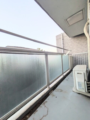 バルコニー♪　※清掃前、参考写真