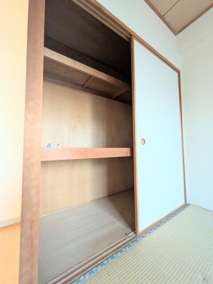 収納♪　※清掃前、参考写真