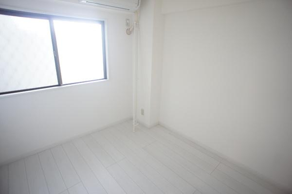 【洋室】 | シャルム玉川